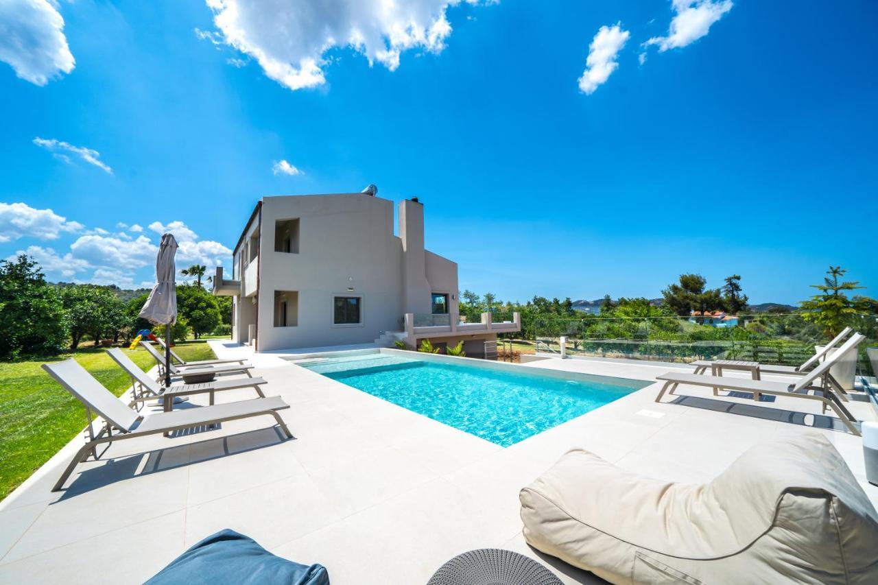 Villa Florentina ✩ Private Pool ✩ Bbq ✩ 7 Guests Alikianos Экстерьер фото